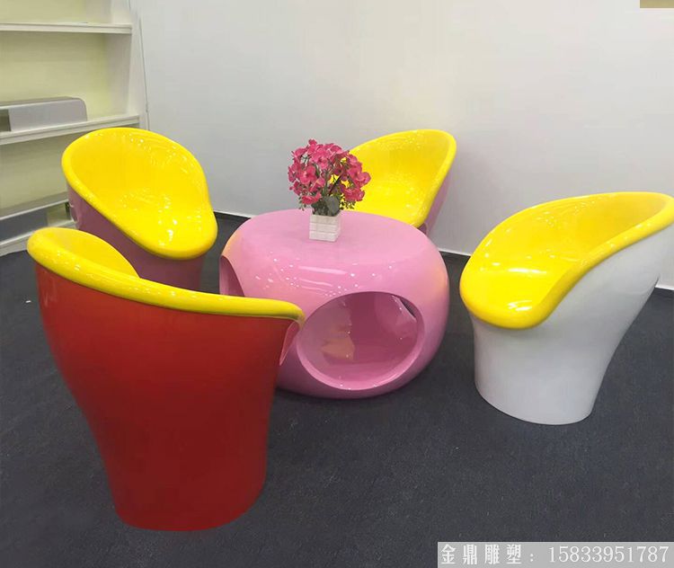 玻璃鋼座椅擺件 廠家來(lái)圖定制